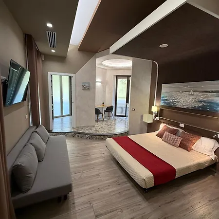 Th Luxury & 게스트하우스