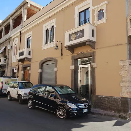 Th Luxury & 게스트하우스