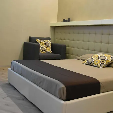 Th Luxury & 게스트하우스 4*