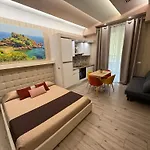 Th Luxury & Penzion 4*