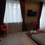 Th Luxury & Penzion 4*